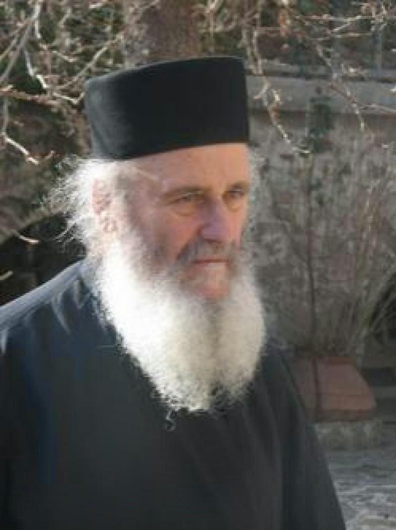 Elder Vassilios Gondikakis: The Resurrection this year tells us many things!
